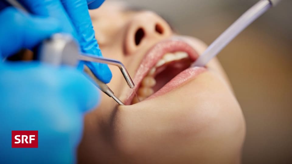 Kann Der Zahnarzt Sehen Ob Man Kifft Muss man beim Zahnarzt angeben, ob man Sozialhilfe bezieht