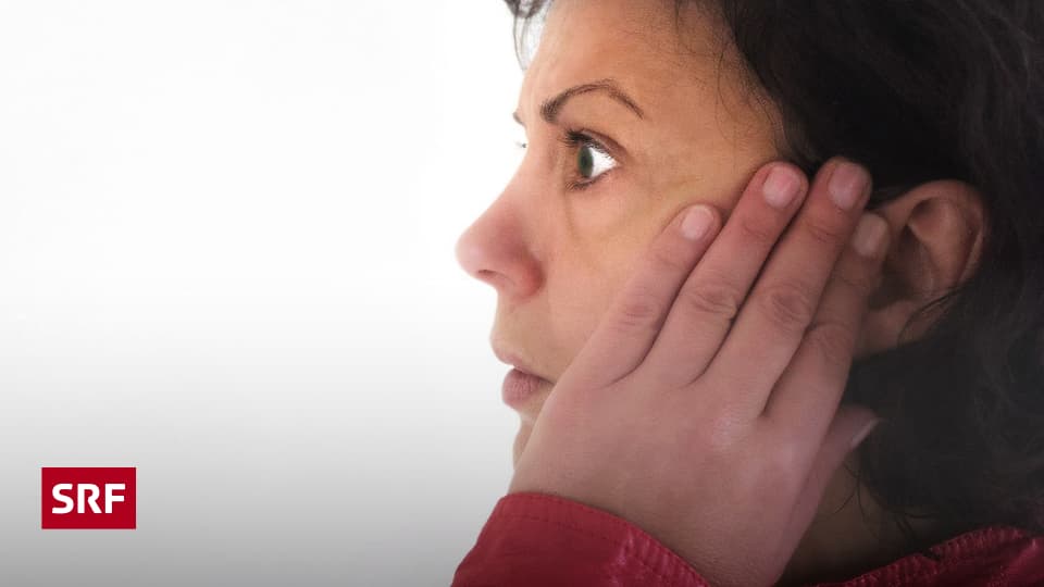 Einseitiger Hörverlust Plötzlich taub auf einem Ohr Was tun bei