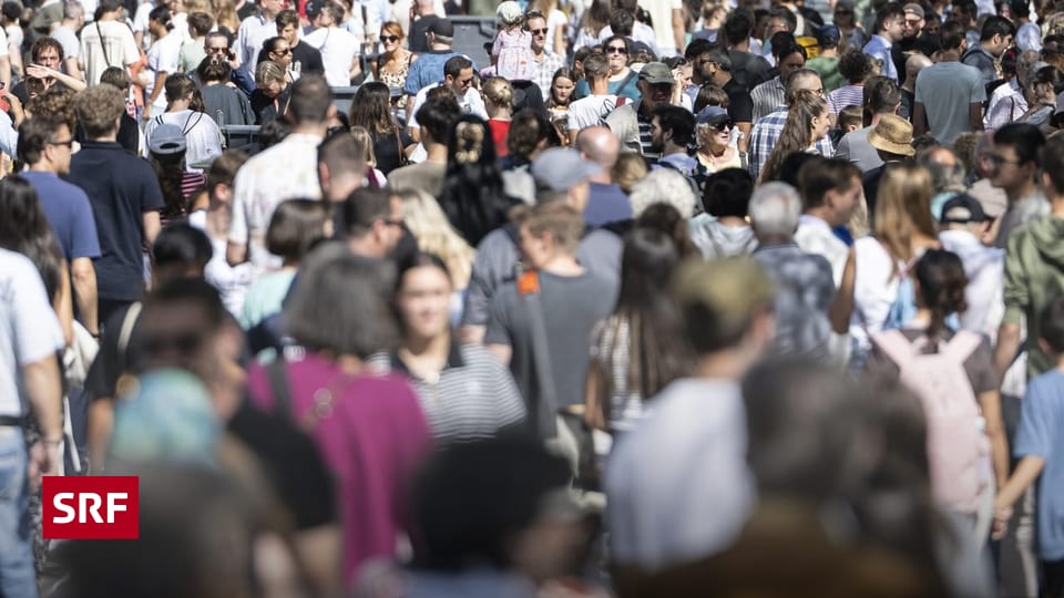 Ausstellung-in-Bern-Darum-sind-Menschenmassen-besser-als-ihr-Ruf