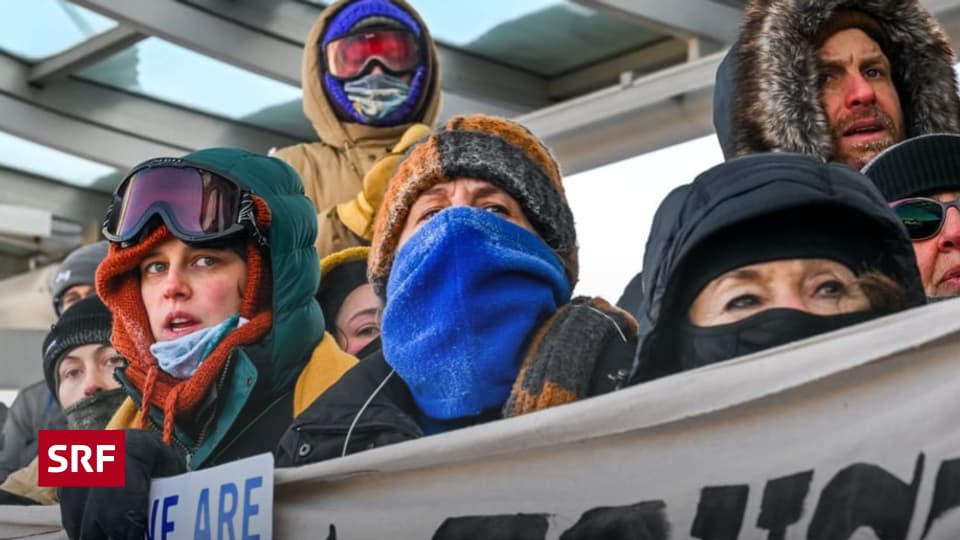 Nach-ICE-Gewalt-in-Minnesota-USA-Multireligi-se-Menschenketten-gegen-ICE-Eins-tze