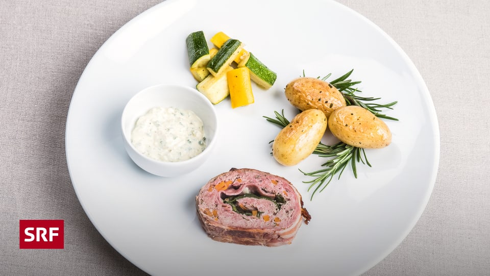 Rezepte 2017 - Hackrollbraten mit Spinat-, Käse- und Schinkenfüllung ...