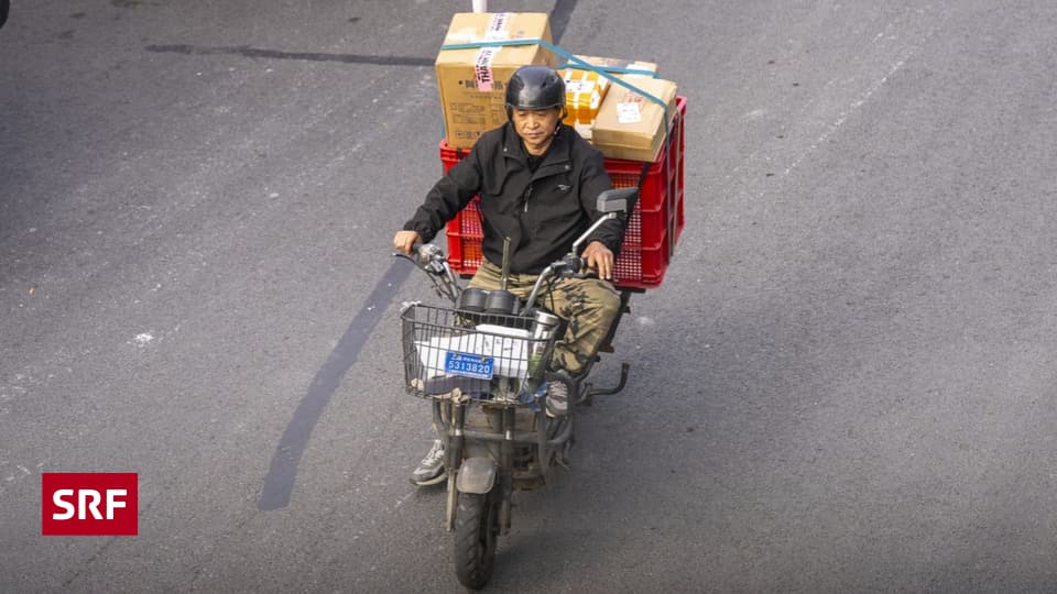 Memoir-ber-Niedriglohnarbeit-Hu-Anyan-liefert-Geschichten-aus-dem-Alltag-als-Paketbote