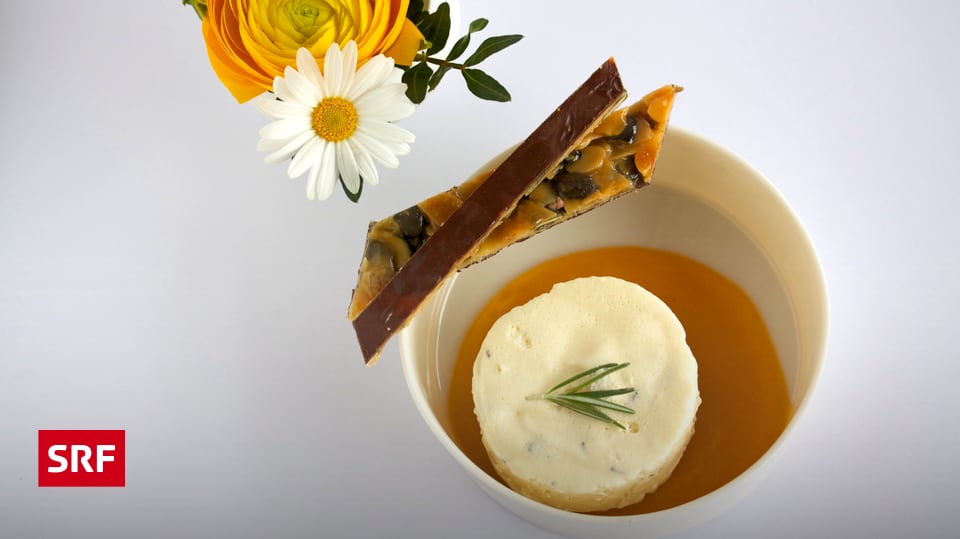 Rezepte 2013 - Rosmarin-Parfait auf Mango mit Kürbiskern-Mandel ...