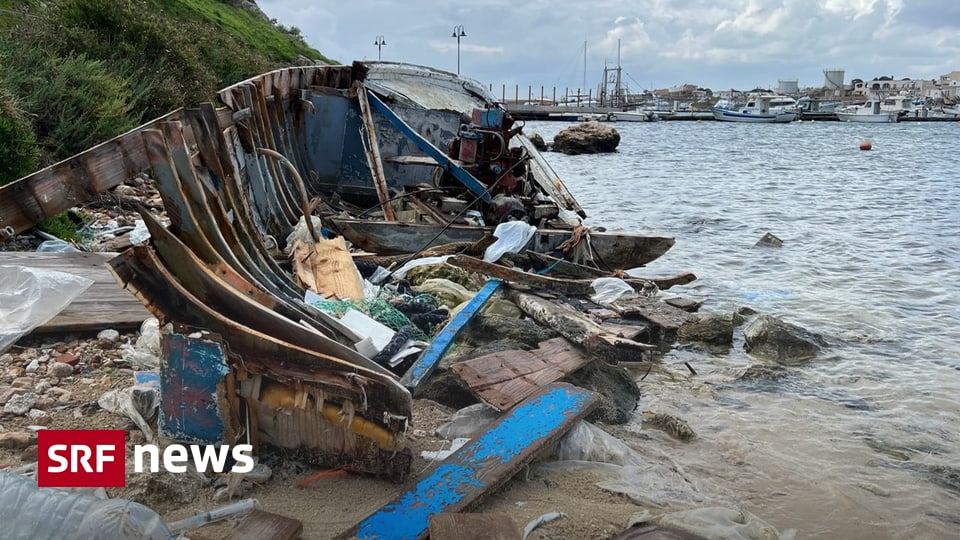 Lampedusa protests with broken boats of refugees – News