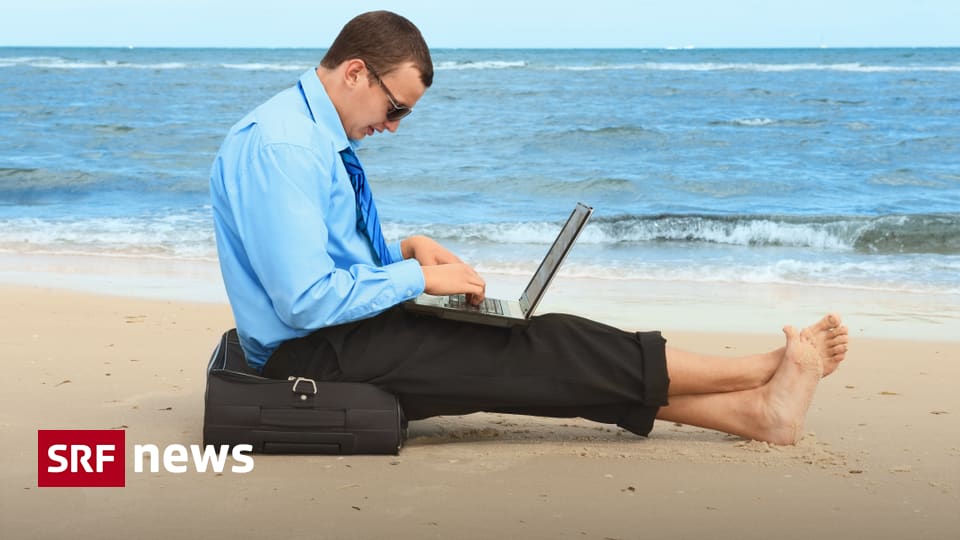 Wirtschaft Natel statt Mojito Chefs arbeiten auch im Urlaub News