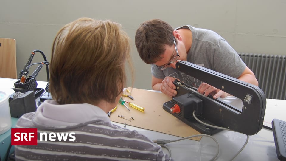 Bern Freiburg Wallis Repair Café Köniz Schrauben und löten bei