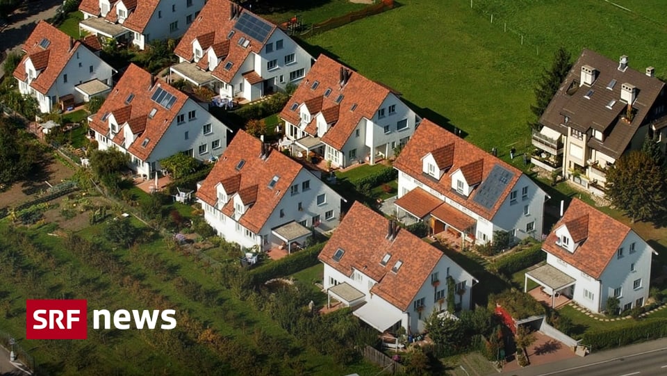 Bumsgeiles Paar Treibt Es Auf Dem Hausdach Bumsgeiles Paar Treibt Es Auf Dem Hausdach