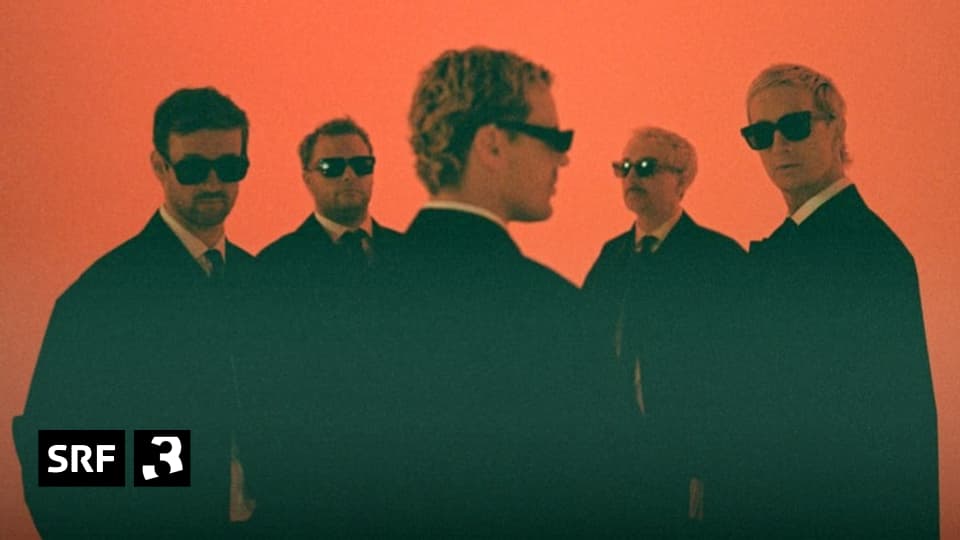 -Sterben-in-Karl-Marx-Stadt-Kraftklub-philosophieren-im-Moshpit-ber-den-Tod