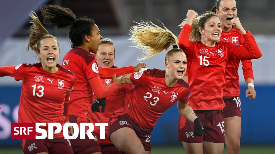Sieg im Penaltyschiessen - Späte Erlösung: Schweizer Frauen-Nati fährt an die EM 2022 - Sport - SRF