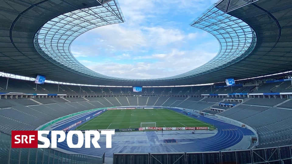 Gastspiel-in-Berlin-Olympiastadion-umgebaut-Gr-sseres-Spielfeld-mehr-Klos