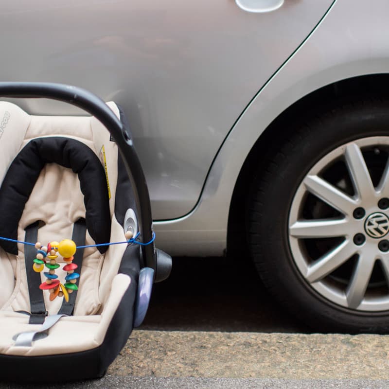 Taxi mit Kindersitz Aufpreis zahlen und dann selber montieren? Espresso SRF