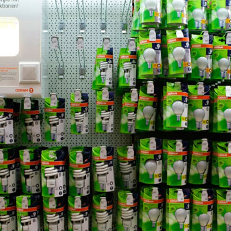 Licht aus für Halogenleuchten - Rendez-vous - SRF